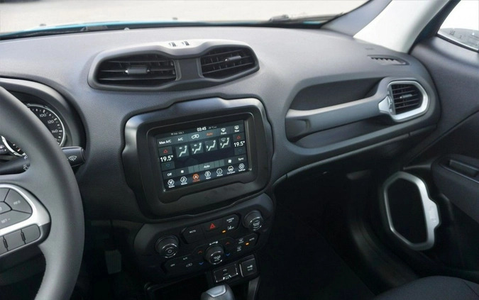 Jeep Renegade cena 124900 przebieg: 13000, rok produkcji 2021 z Chełmek małe 742